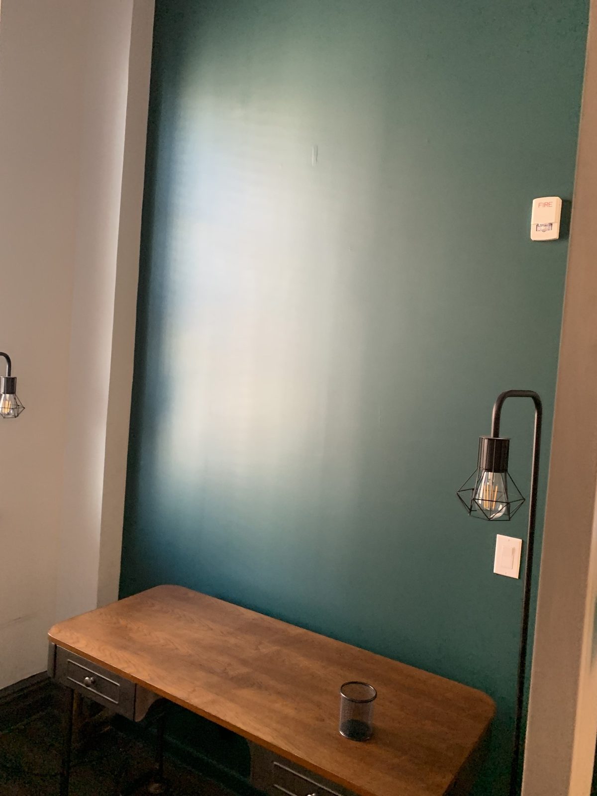 Painted office and studio interiors — photo 30 of 33